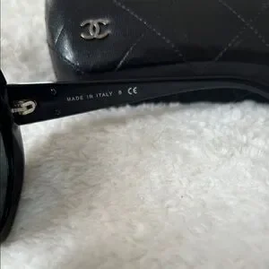 CHANEL Quilted CC Black Sunglasses 5188 with Case CHANEL | Accessories | Chanel Quilted Cc Black Sunglasses  main image 2